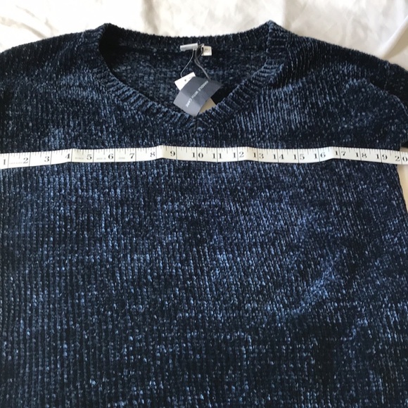 Gap women’s constellation blue v neck sweater size xs - Picture 12 of 12
